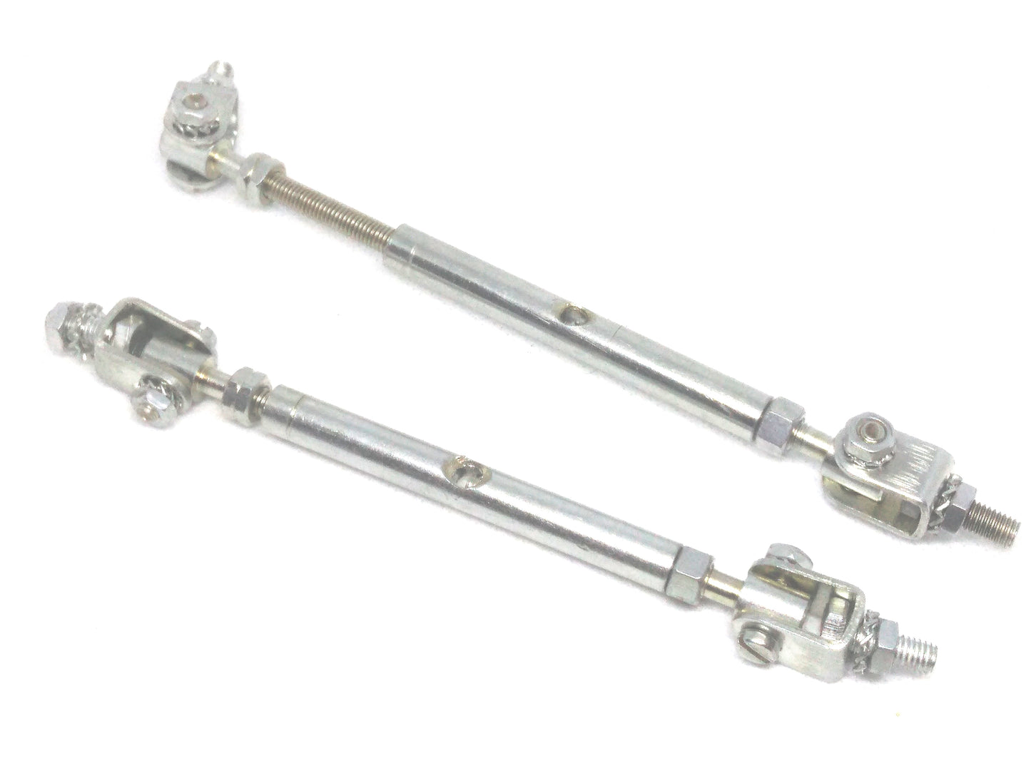 stabilisateurs becquets ou de feux additionnels