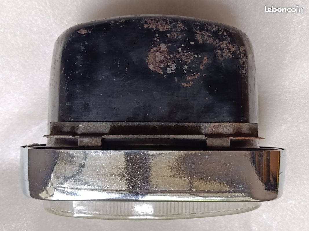 Phare avant complet pour Peugeot 504 coupé et cabriolet - OCCASION